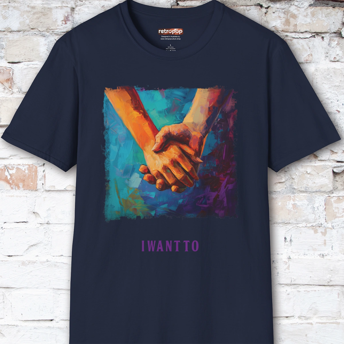 I want to hold your hand Unisex T shirt