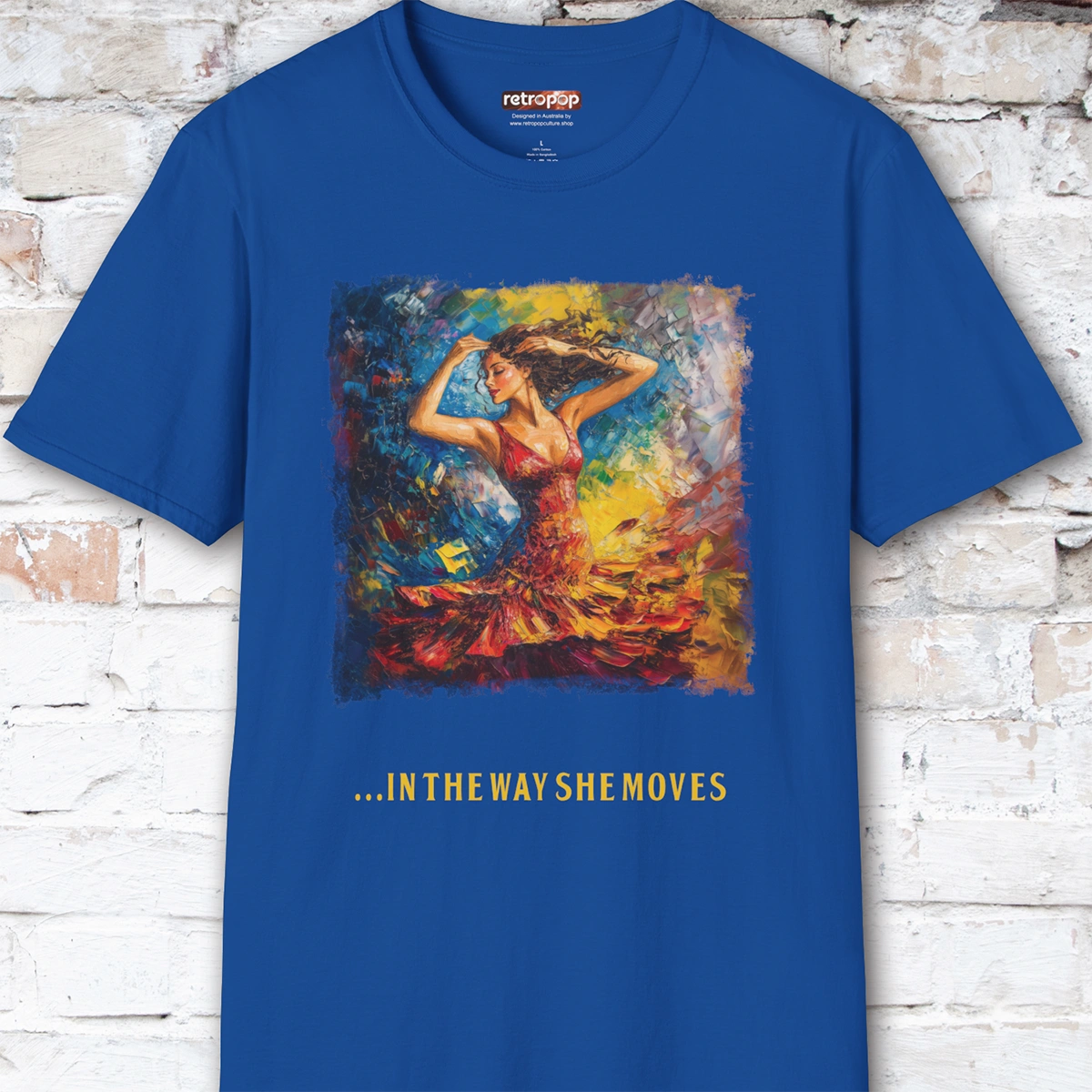 Something in the way she moves Unisex T shirt