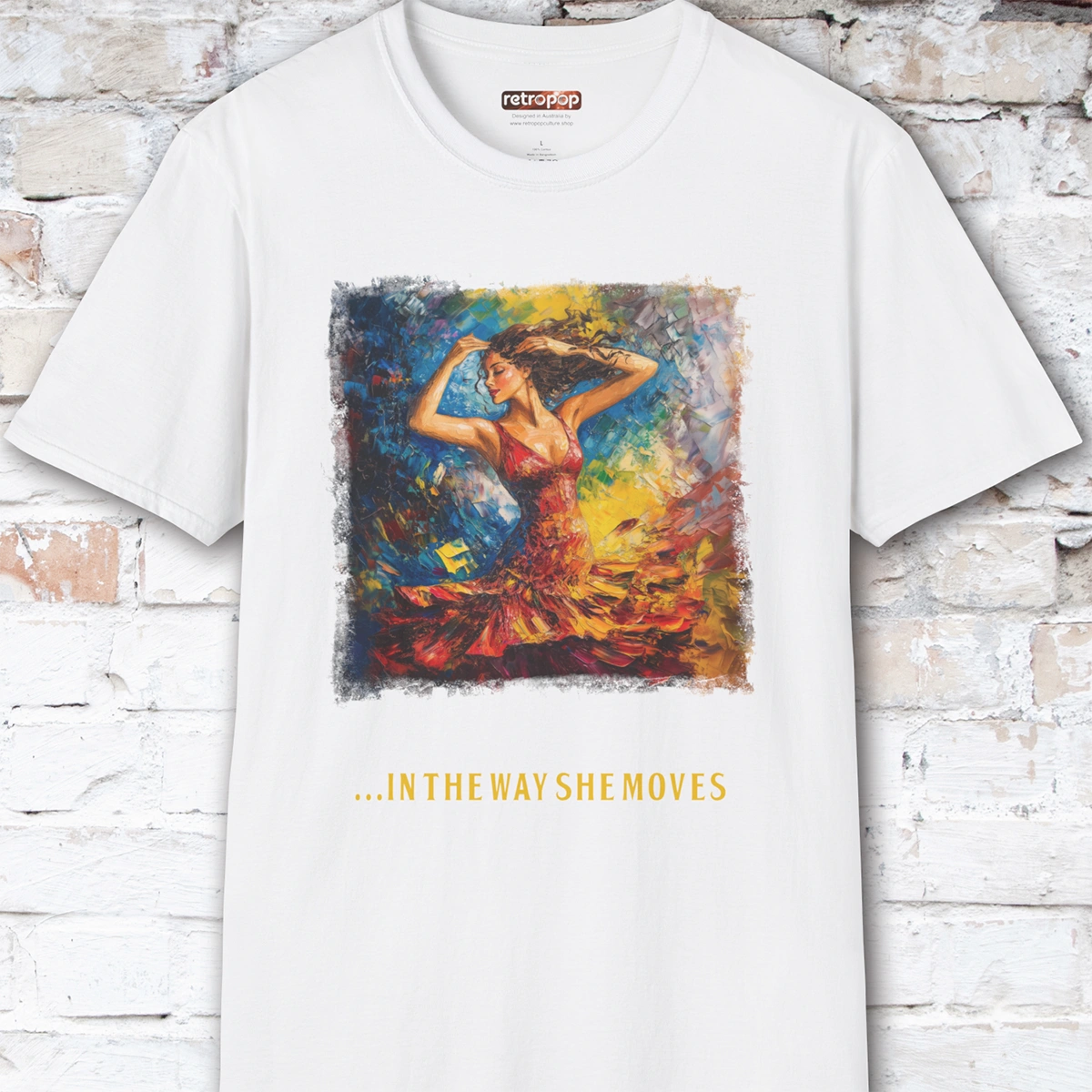 Something in the way she moves Unisex T shirt