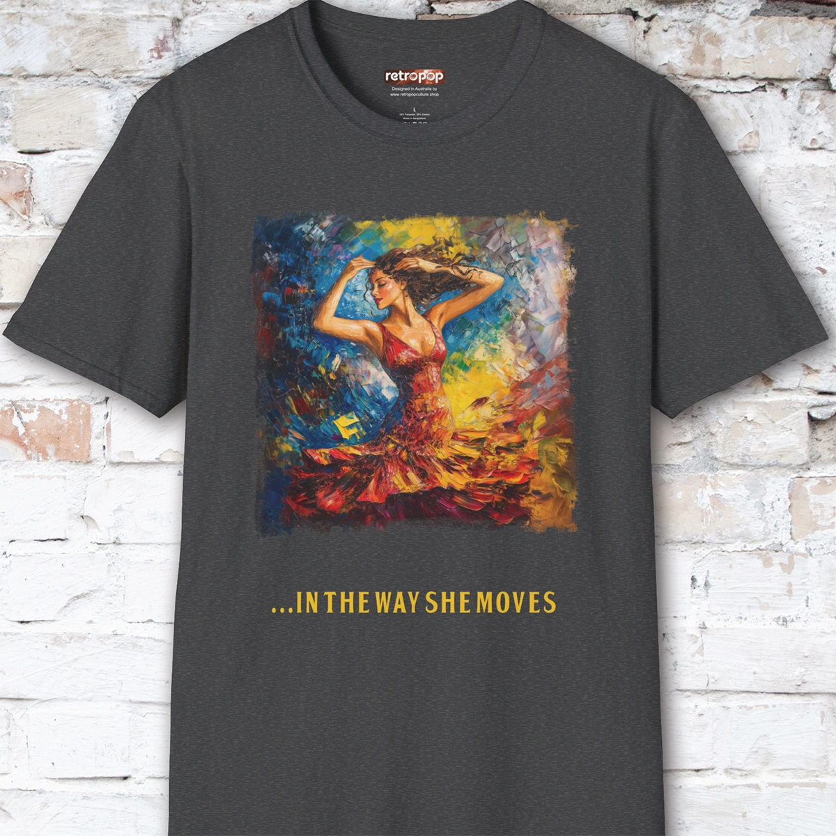 Something in the way she moves Unisex T shirt